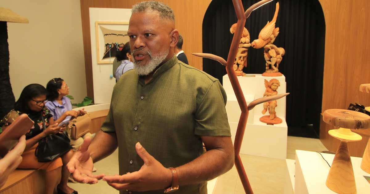 Elismar Santos, artista, idealizador e curador da Mostra, afirmou que o evento foi um sucesso, superando as expectativas. Os artesãos uniram design e tradição com peças que cabem tanto em ambientes mais simples quanto luxuosos